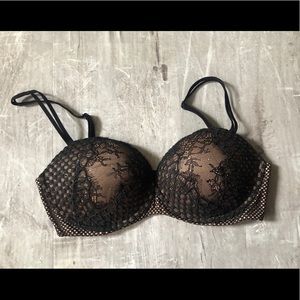 Victoria Secret strapless bra